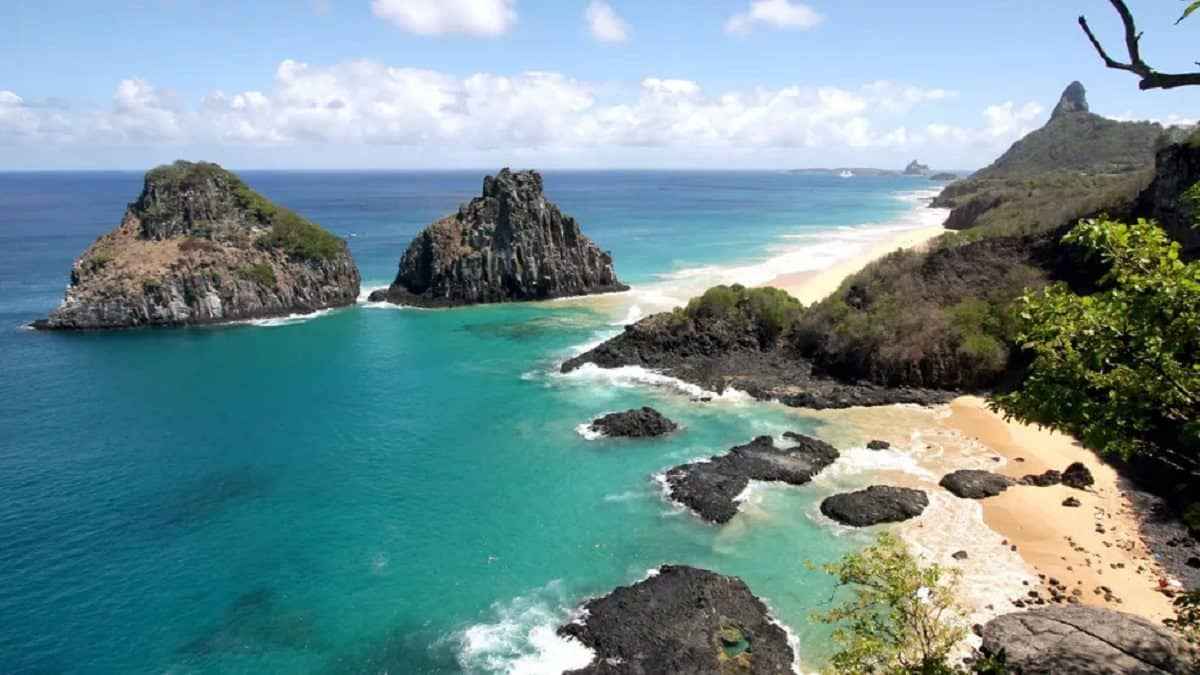 É caro passear em Fernando de Noronha